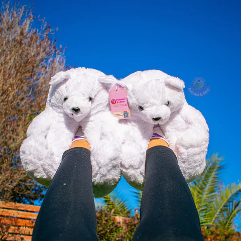 Pantuflas Peluche Osito Blanco – Regalo Suave y Tierno