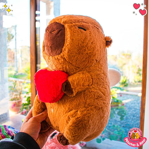 Peluche Capibara Enamorado 25 CM