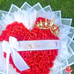 Ramo de 75 Rosas Eternas con Forma Corazón, Corona y Cinta - Miniatura 3