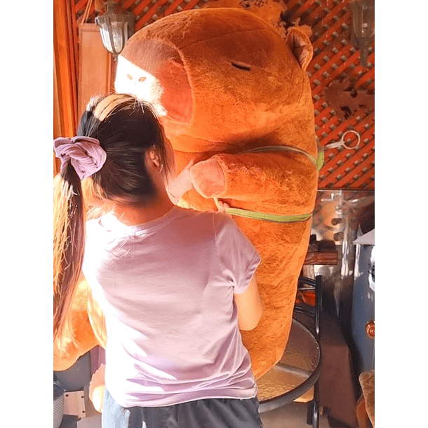 Peluche Capibara Gigante 130 CM 2