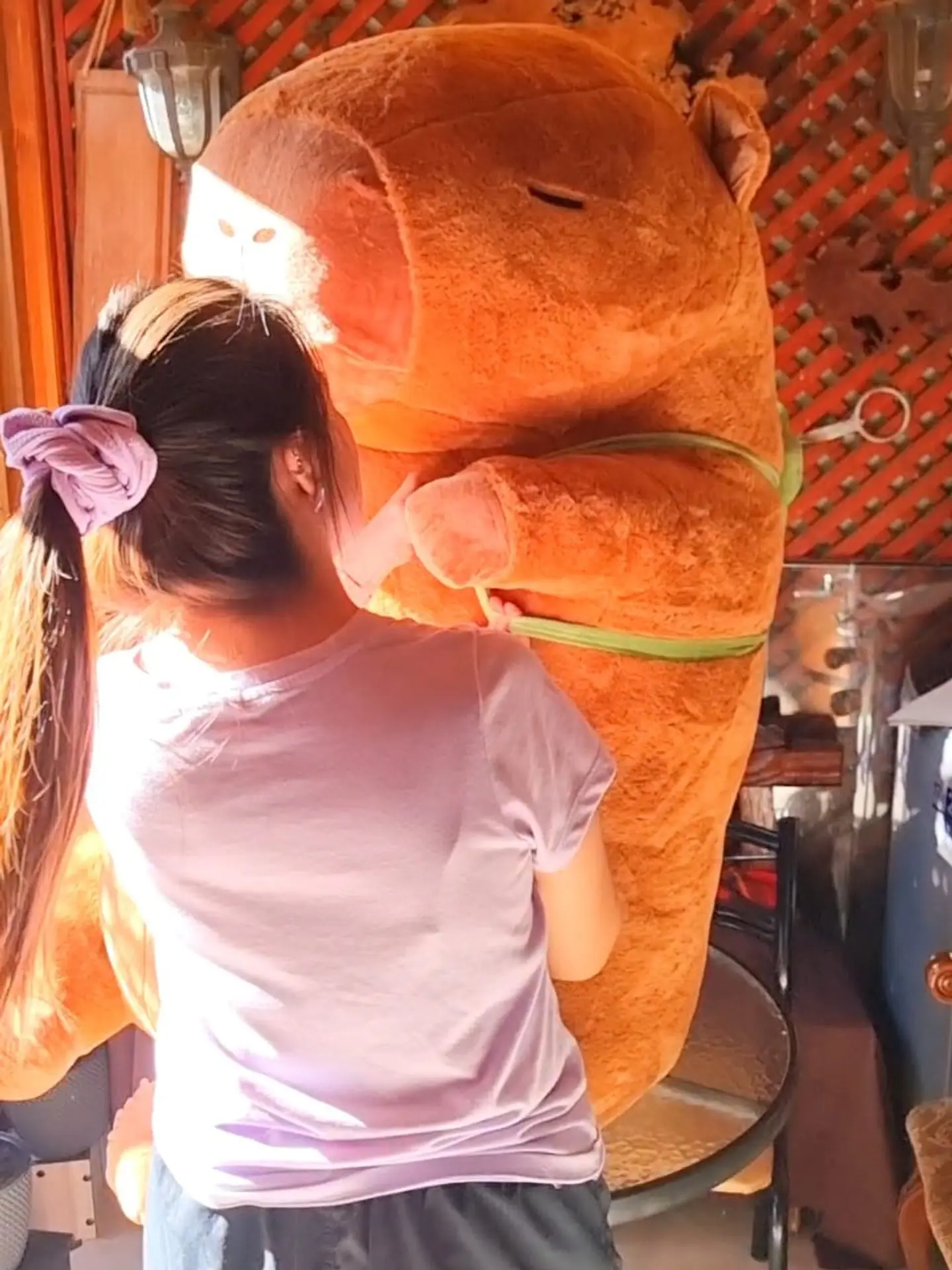Peluche Capibara Gigante 130 CM 2