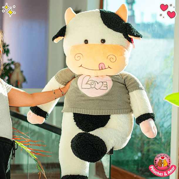 Peluche Vaca Gigante con Polera Love 120 CM 2