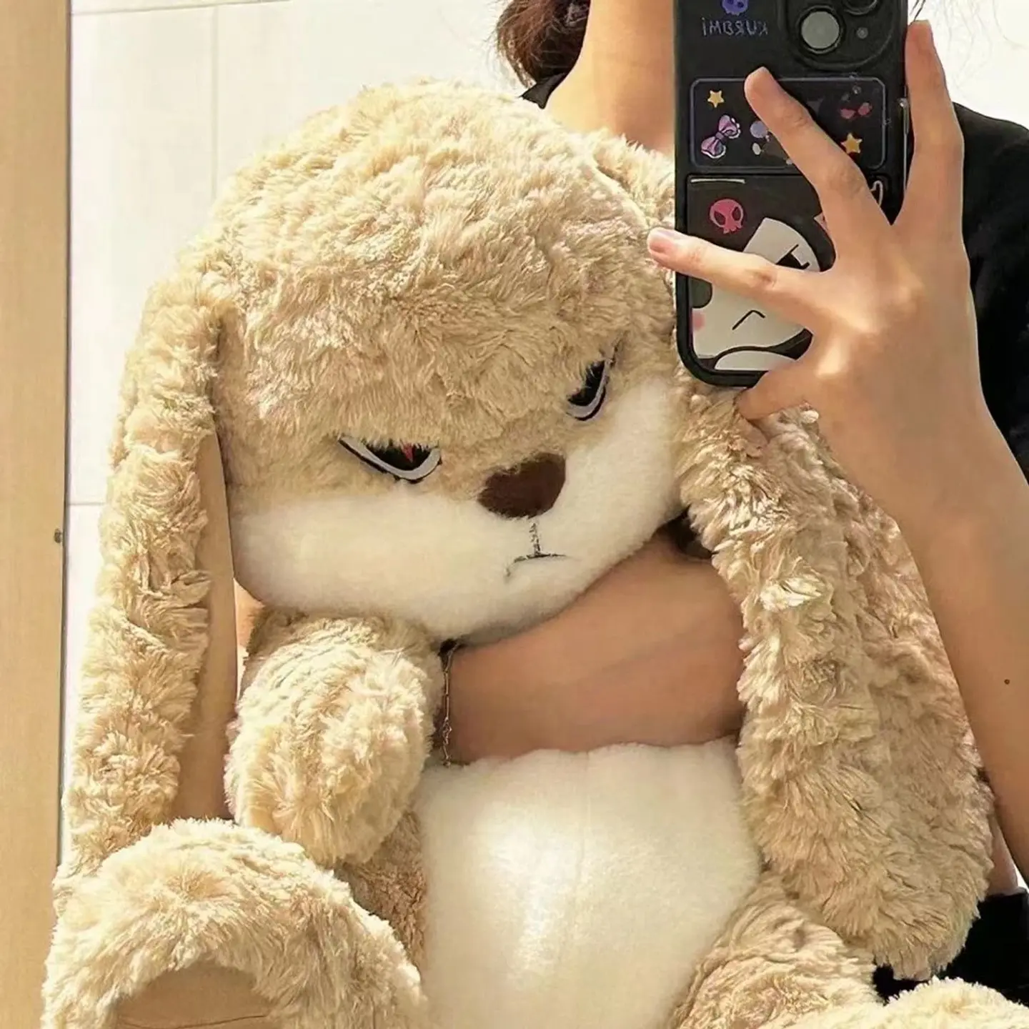 Peluche de Conejo Enojado 1