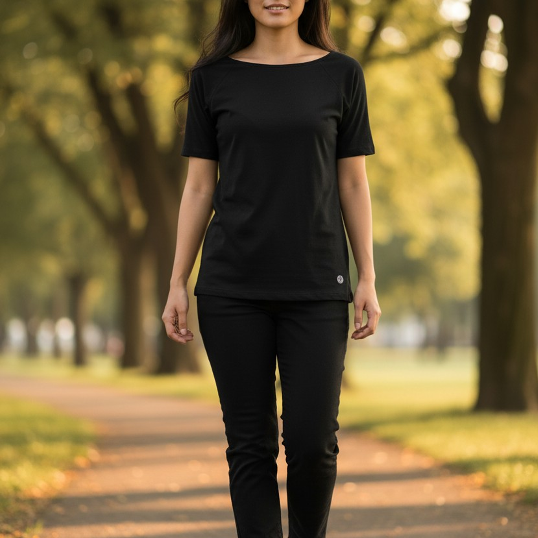 Polera Penalty Raiz Mujer Negro 5