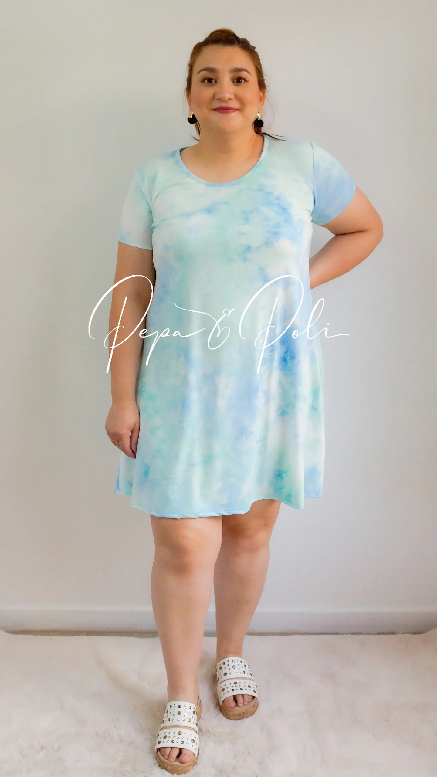 Vestido oversized  cuello redondo tie die celeste  2