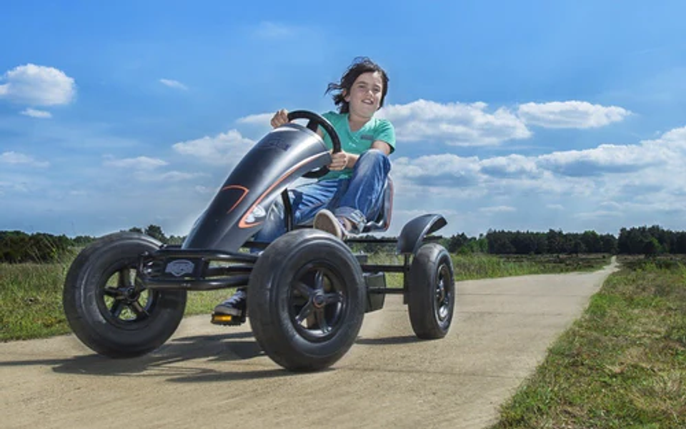 Black Edition | Go Kart a Pedal | BERG | 5 a 99 años 2