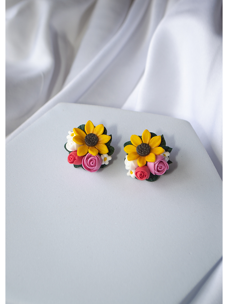 Aritos de arcilla polimérica Pequeño ramo de flores 2