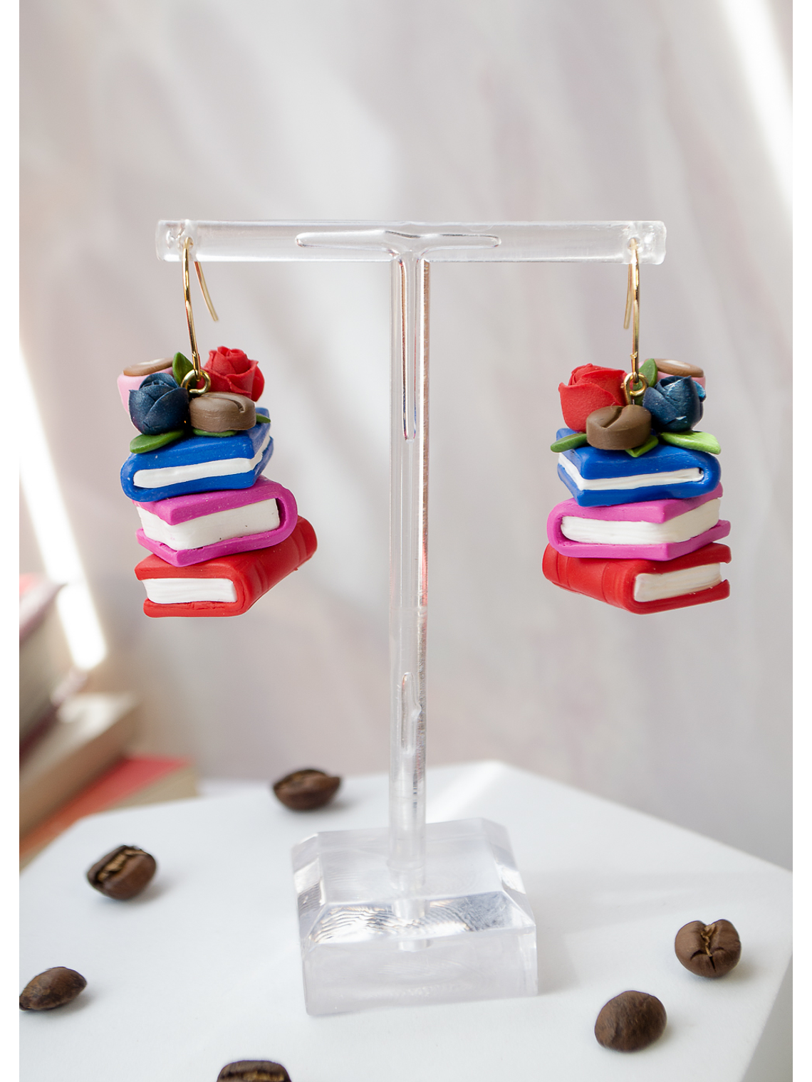 Aros de arcilla polimérica Café y Libros  4