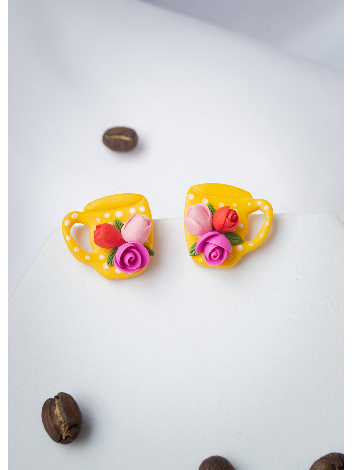 Aros de arcilla polimérica Taza Floreada 1