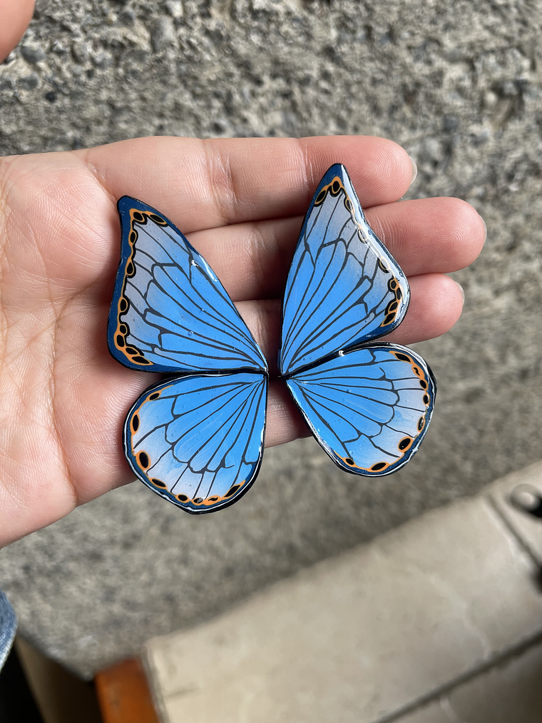 Aritos alita de mariposa 6 cm  1