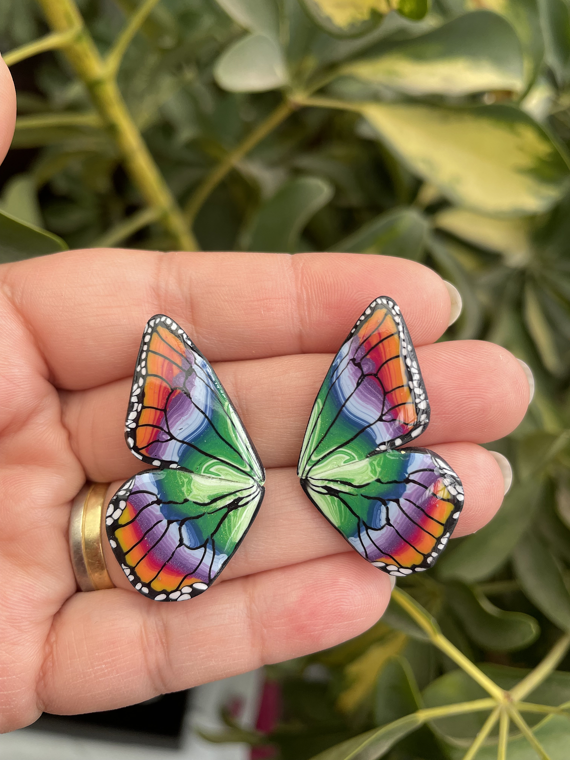 Aritos alita de mariposa 4 cm 1