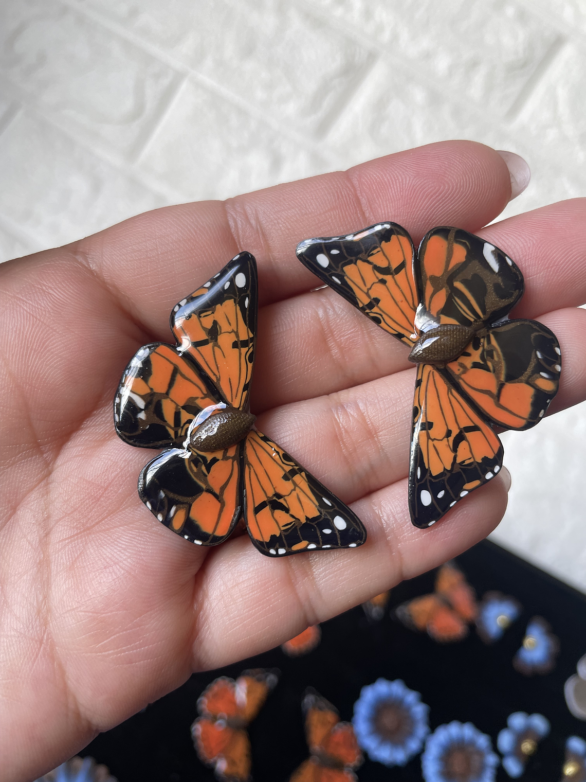 Aritos mariposa Vanessa Carye 2