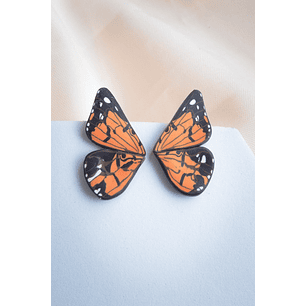 Aritos alita mariposa Vanessa Carye 