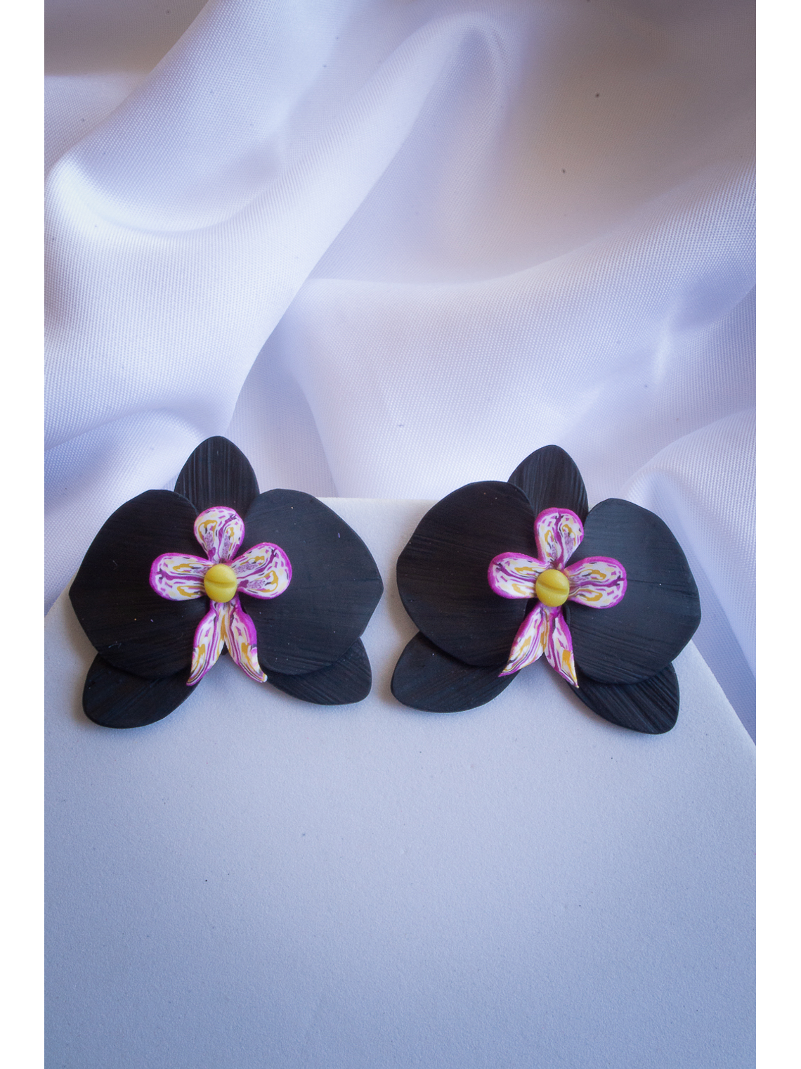 Aritos Orquídeas negras 1