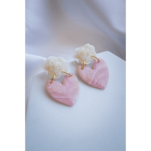 Aritos corazón con flor