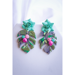 Aritos Monsteras con Flor