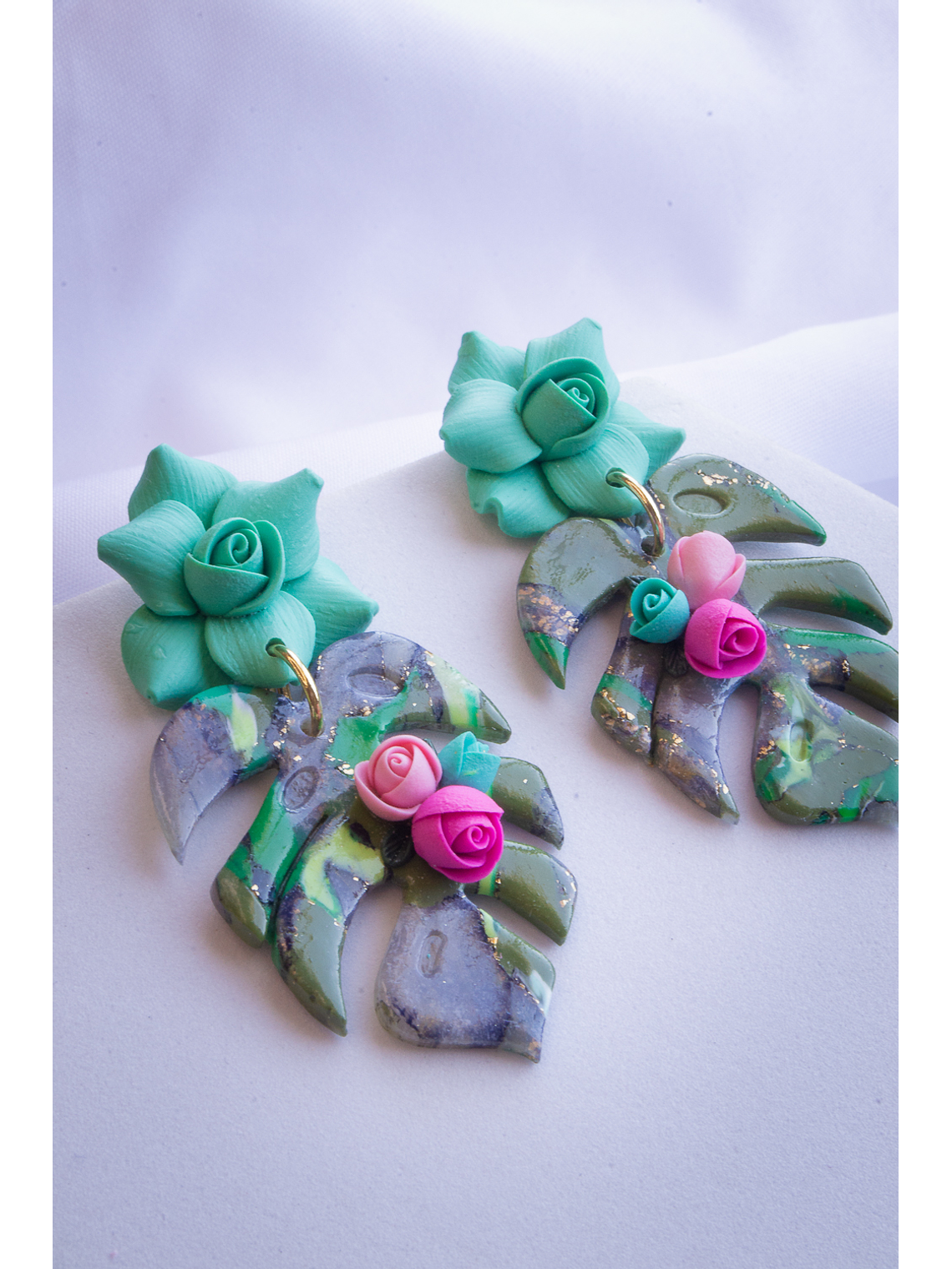 Aritos Monsteras con Flor 2