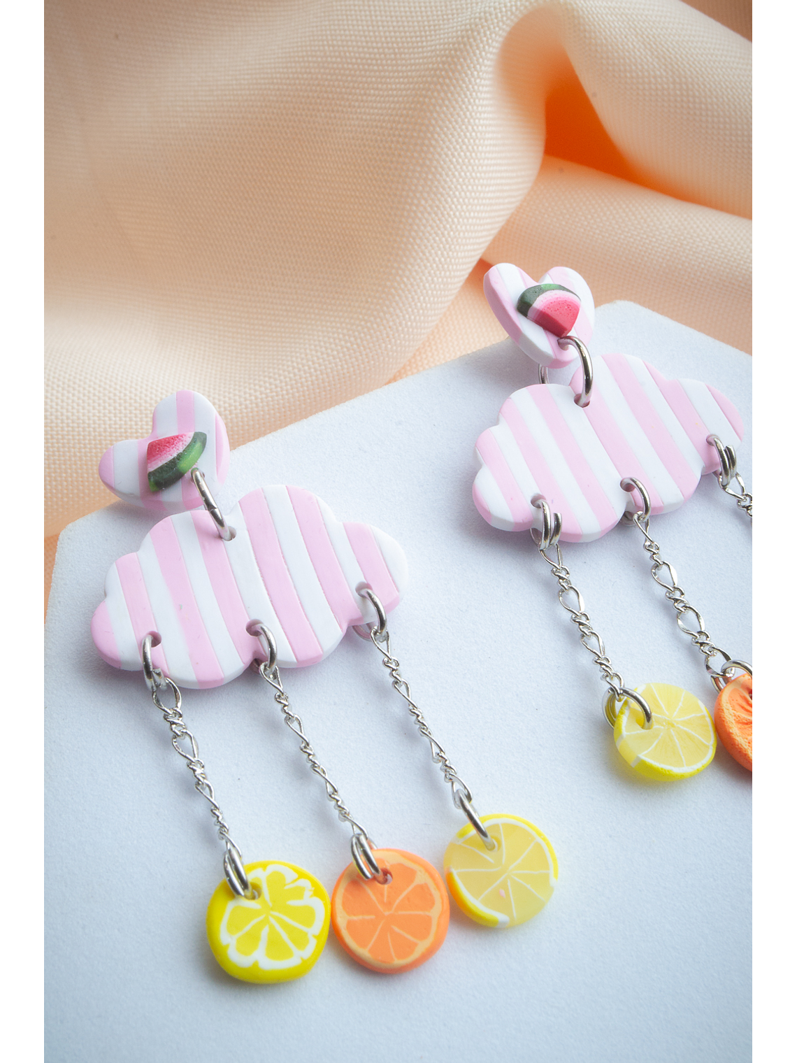 Aritos Nubes y frutas 2