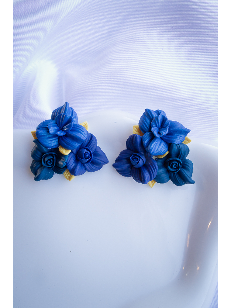 Aritos y Pin de Ramo de flores azules 1