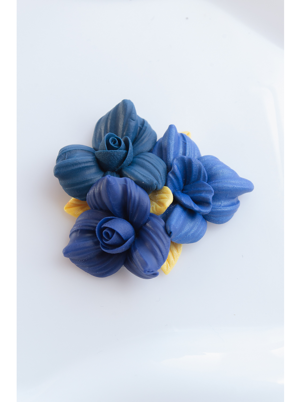 Aritos y Pin de Ramo de flores azules 2