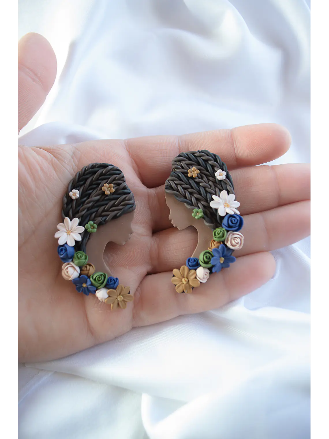 Aros Mujer soñadora Afro 1