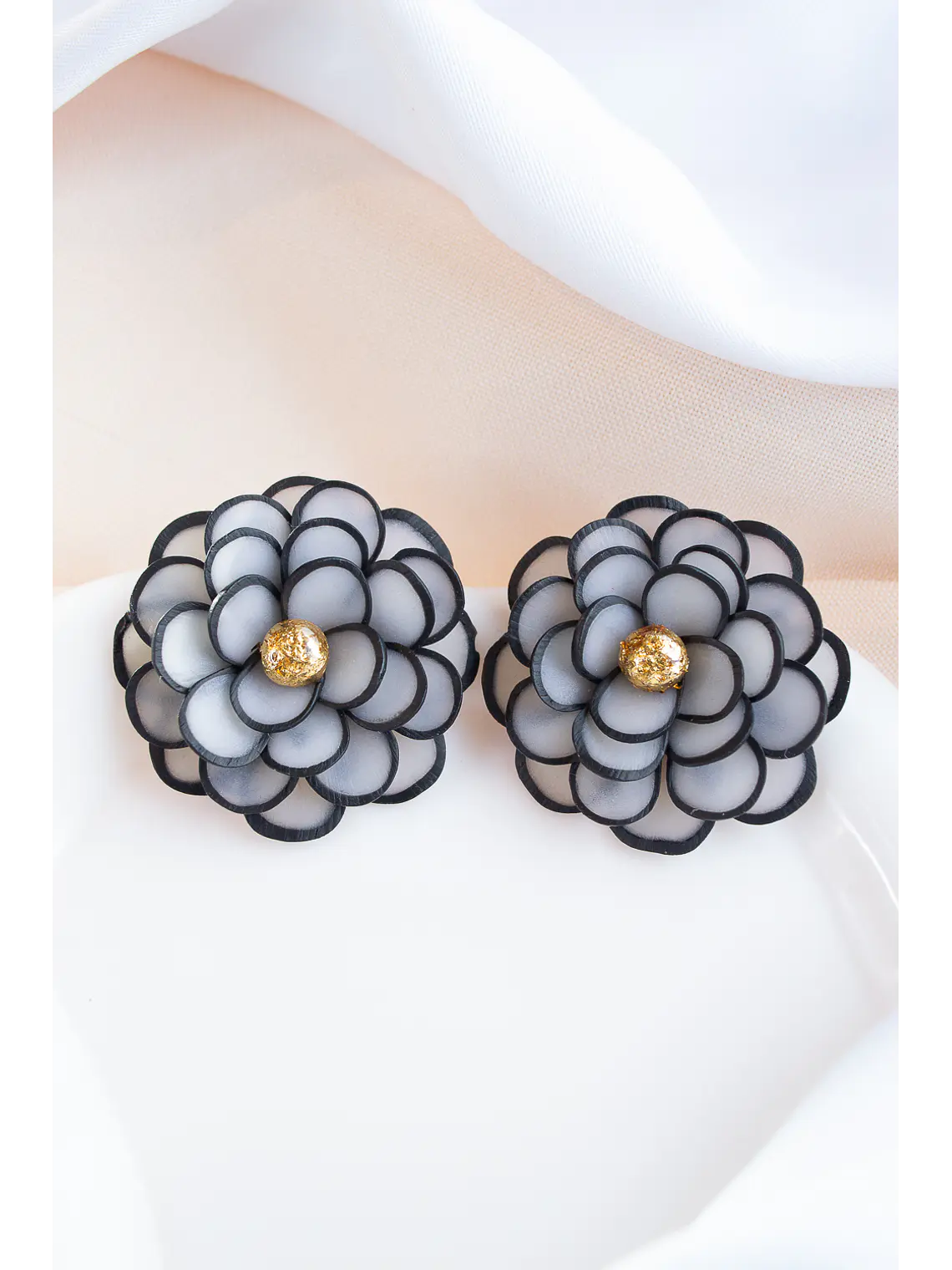 Aritos camelias  1