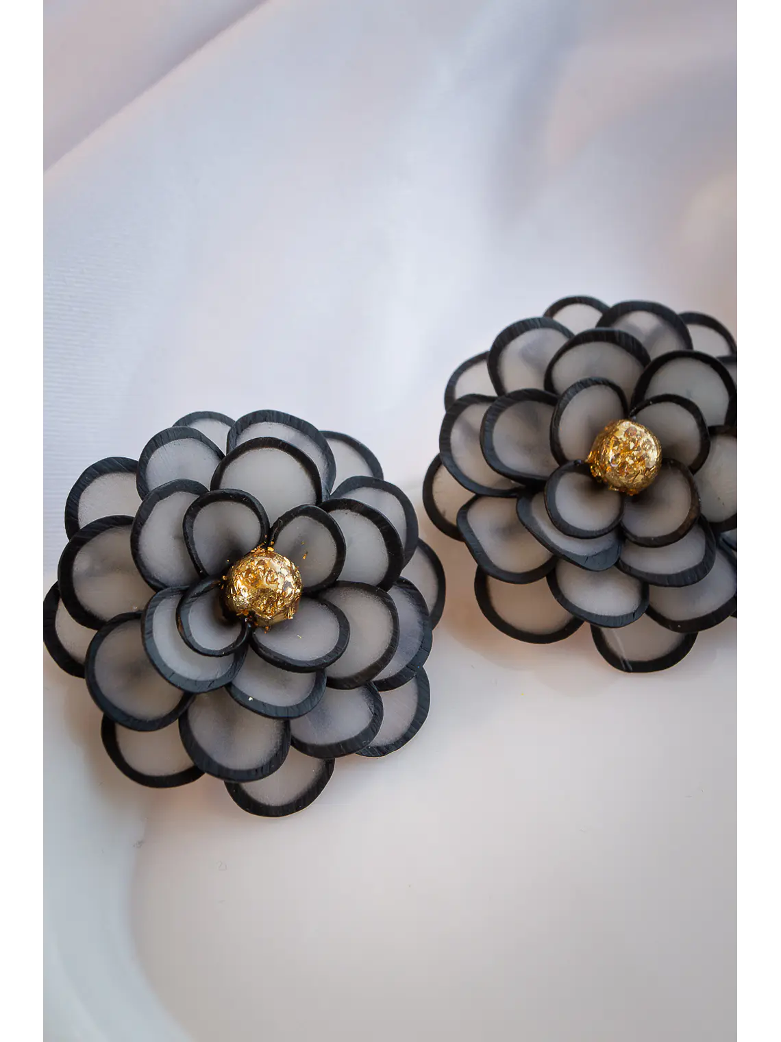 Aritos camelias  3