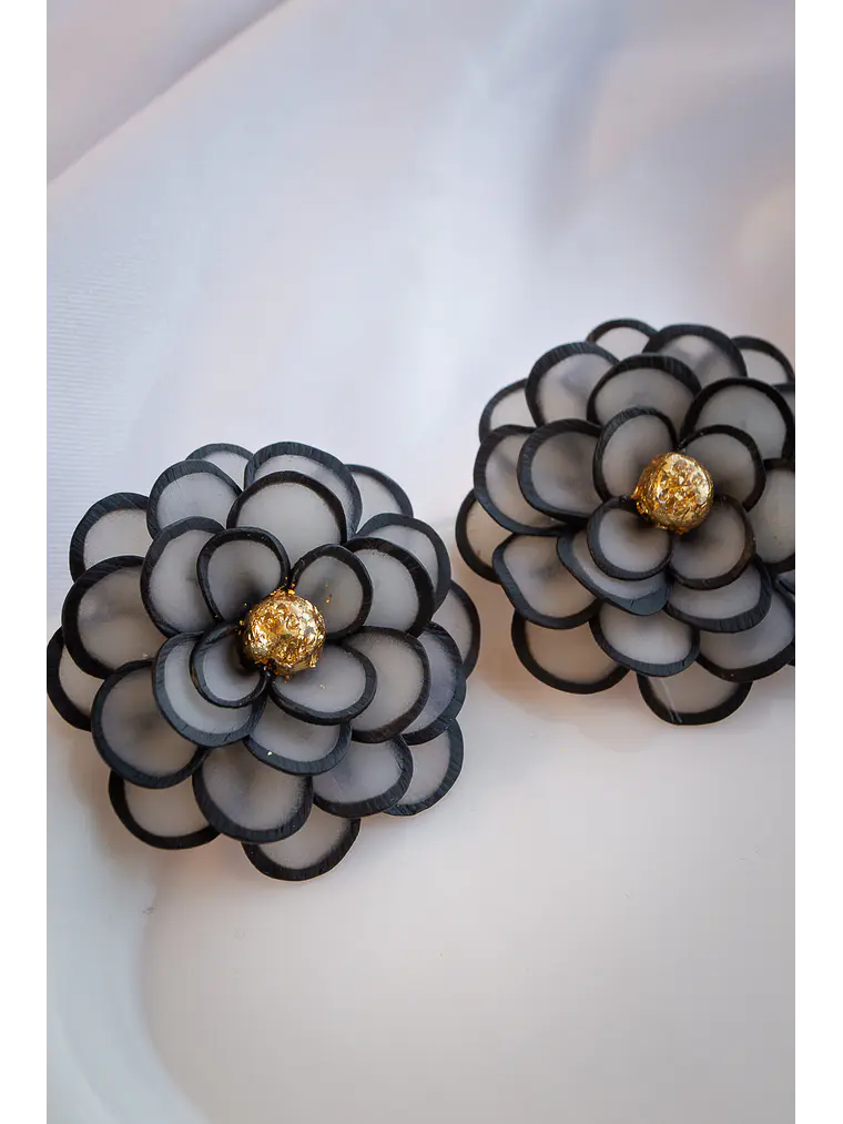 Aritos camelias  3