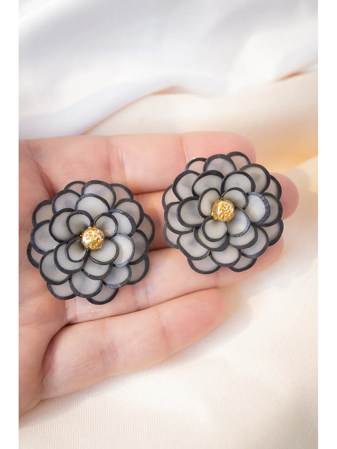 Aritos camelias  4