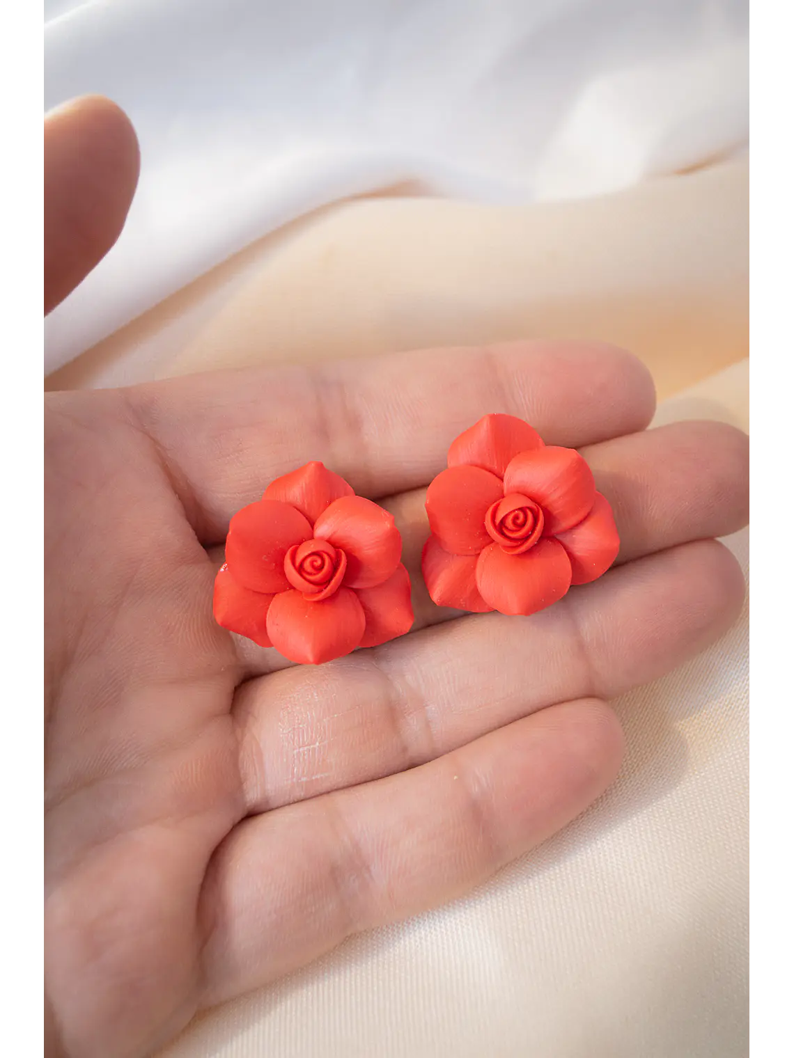 Aritos Rosas Rojas  3