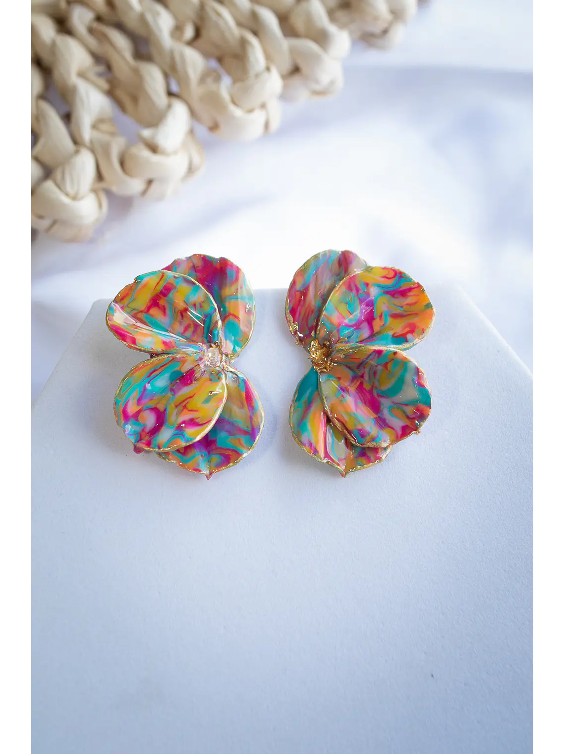 Aritos modelo scrunchys multicolor 4 cms 1