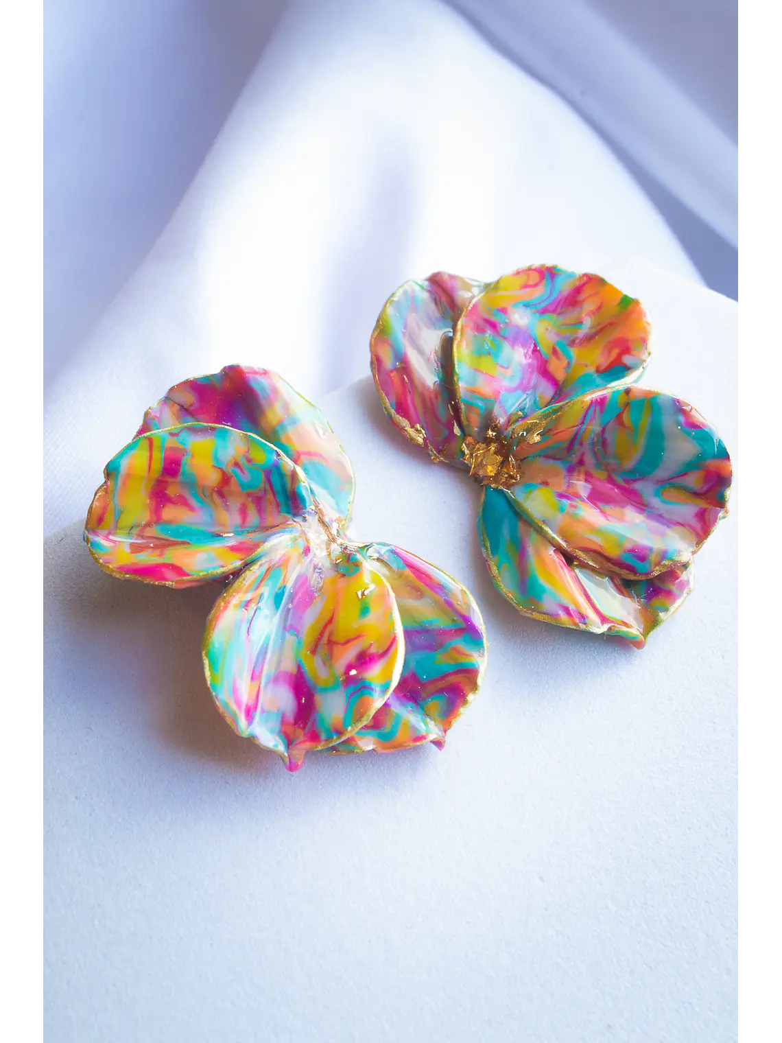 Aritos modelo scrunchys multicolor 4 cms 2