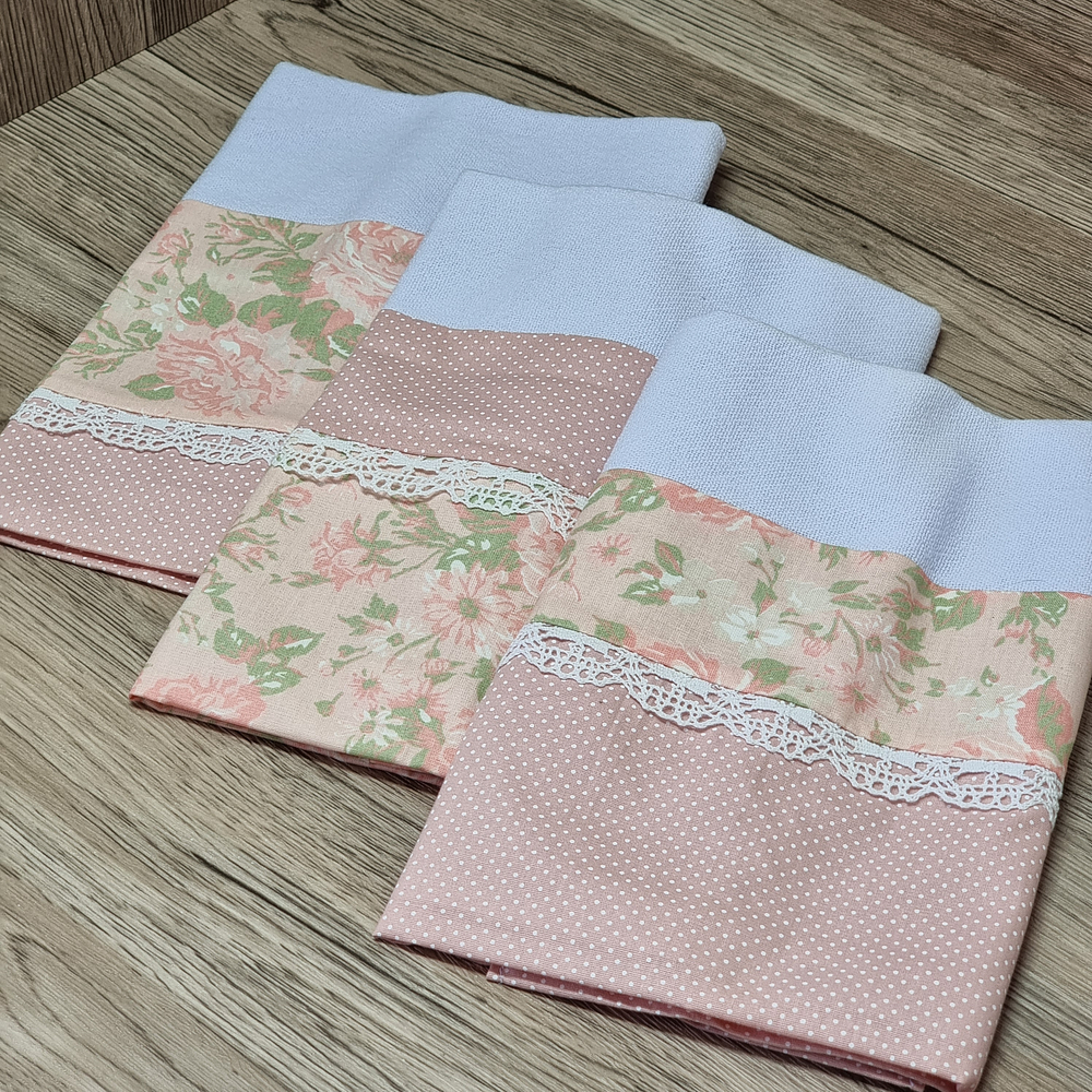 Trio de Panos Decorados - Flores em Rosé