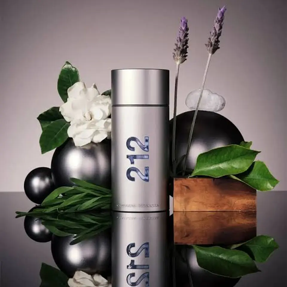 CAROLINA HERRERA 212 MEN NYC EDT 50 ML 2