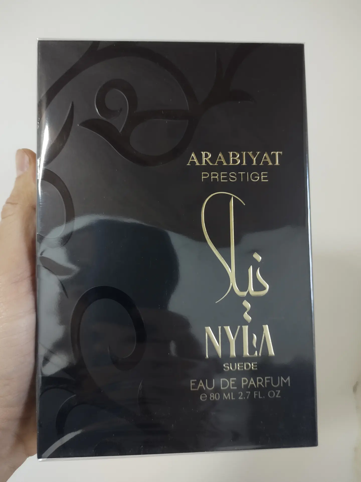 NYLA SUEDE  2