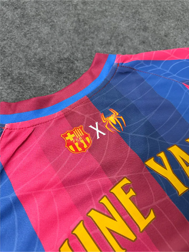 Camiseta FC Barcelona x Spider-Man 8