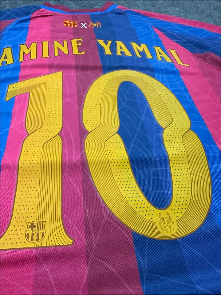 Camiseta FC Barcelona x Spider-Man 9