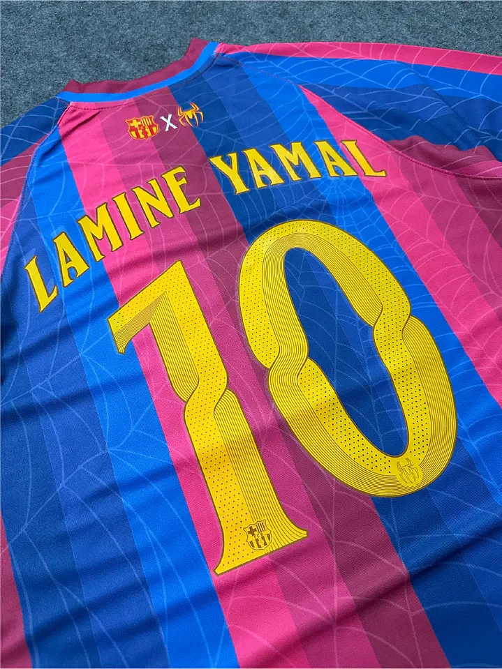 Camiseta FC Barcelona x Spider-Man 10