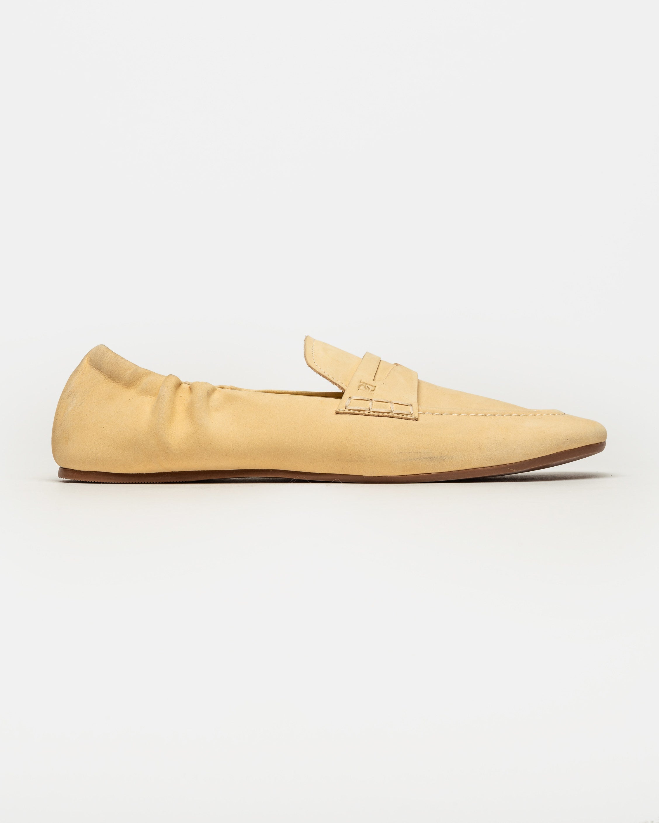 MOCASÍN SIENA EN CUERO NOBUK 1