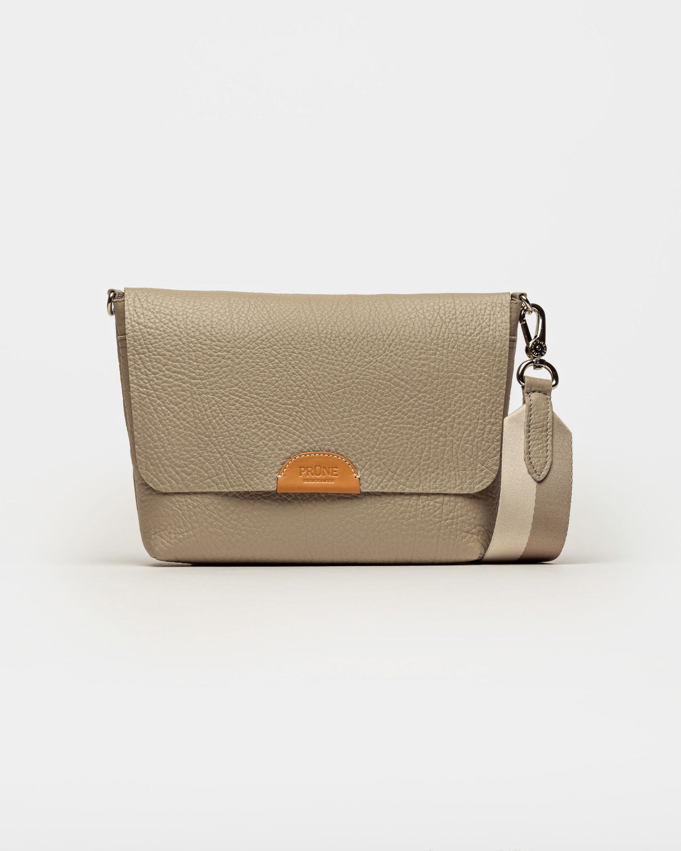 MORRAL NINA EN CUERO GRANEADO 1