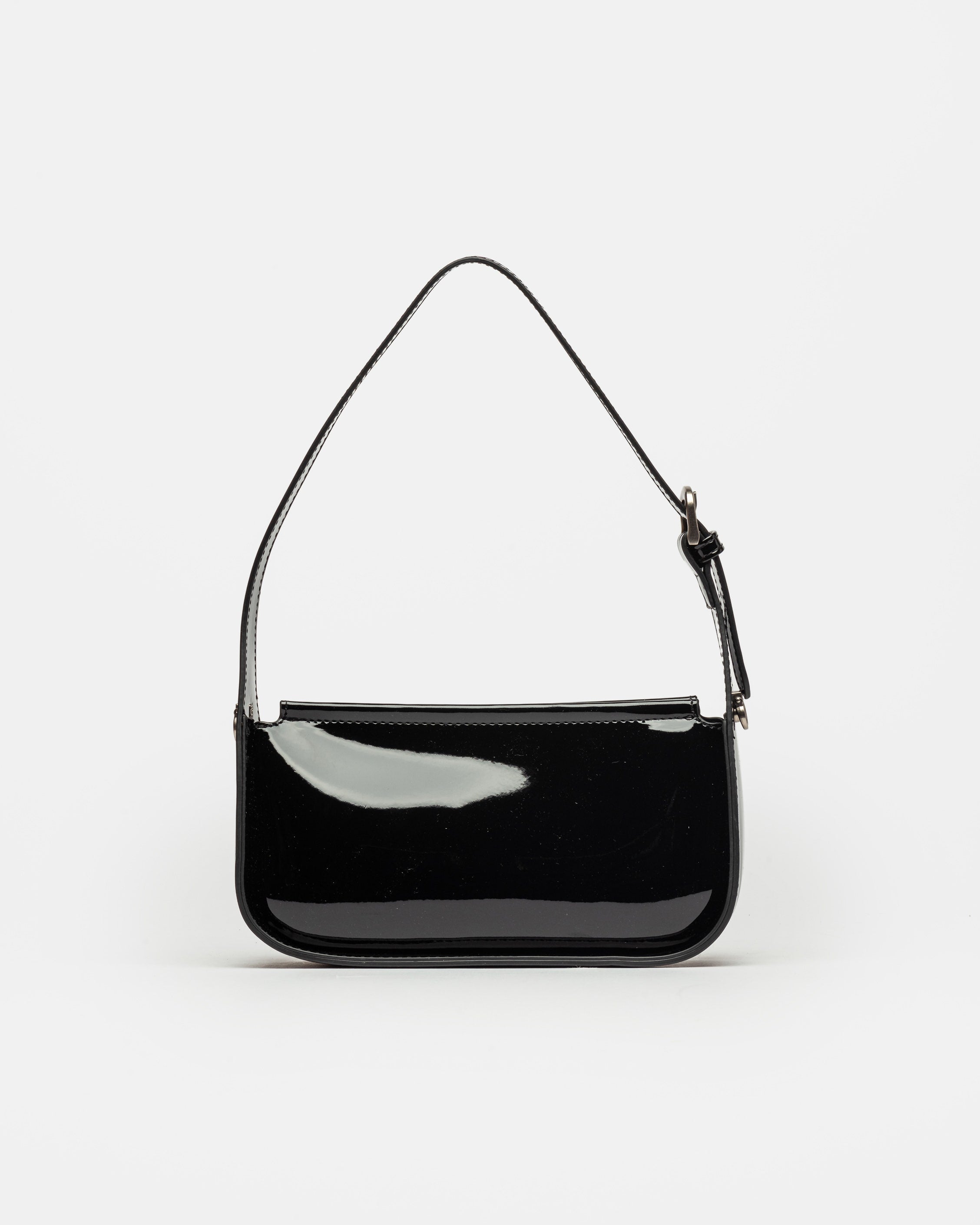 CARTERA AL HOMBRO LEAF EN EFECTO CUERO CHAROL 1