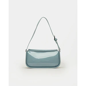 CARTERA AL HOMBRO LEAF EN EFECTO CUERO CHAROL