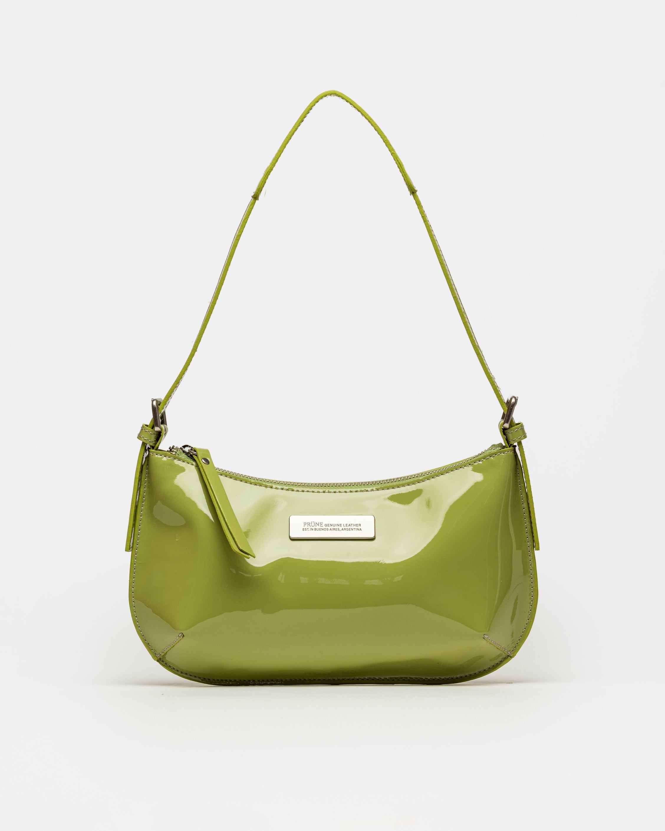 CARTERA AL HOMBRO MIA EN CUERO CHAROL 1