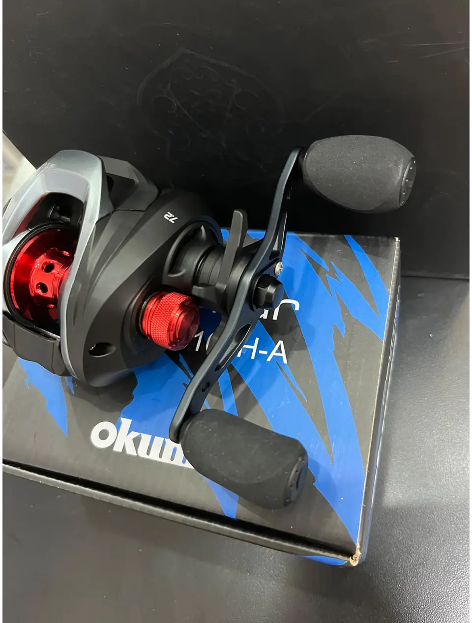 CARRETE SPINNER / FRONTAL OKUMA CEYMAR C100H-A 3