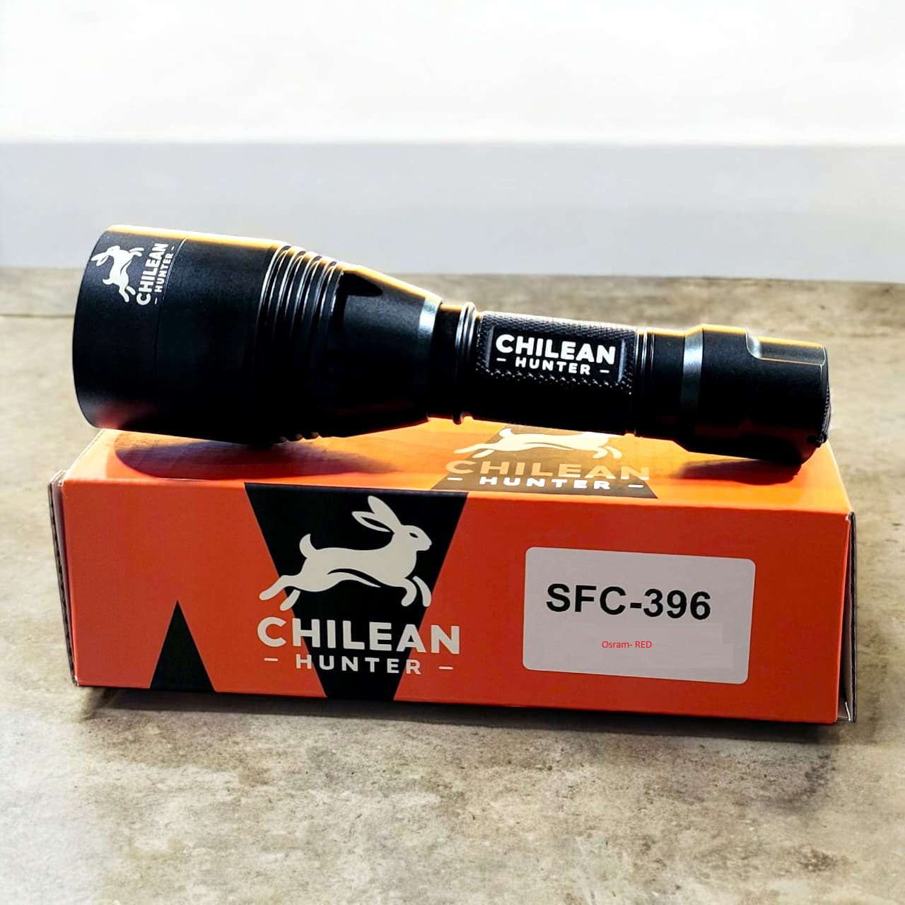 LINTERNA CHILEAN HUNTER OSRAM ROJA