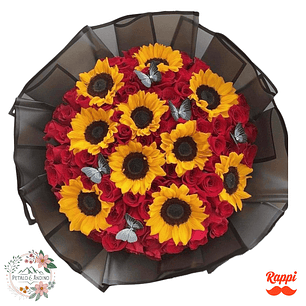 Explosión de Amor en Girasoles y Rosas