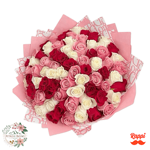 Bouquet Romance Tricolor de Rosas