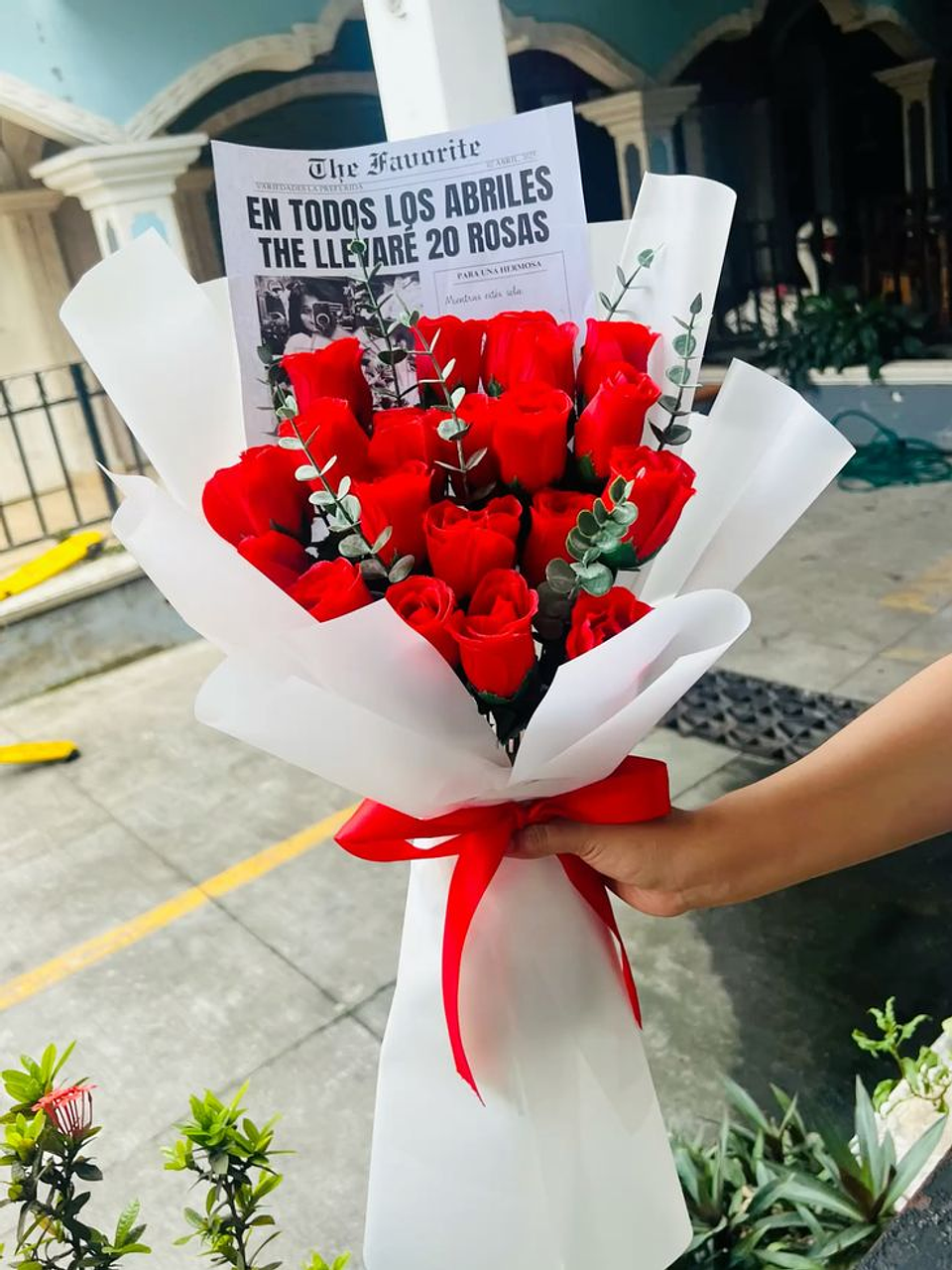 🌹 20 Rosas Rojas “Magia de Abril” 1
