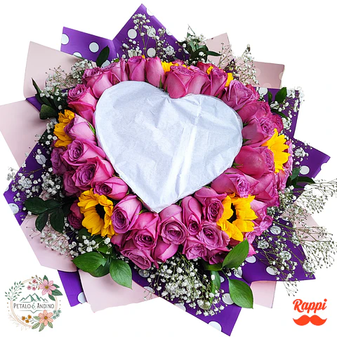 Corazón de Fuego con Rosas Lila y Girasoles – Un Detalle que Enamora