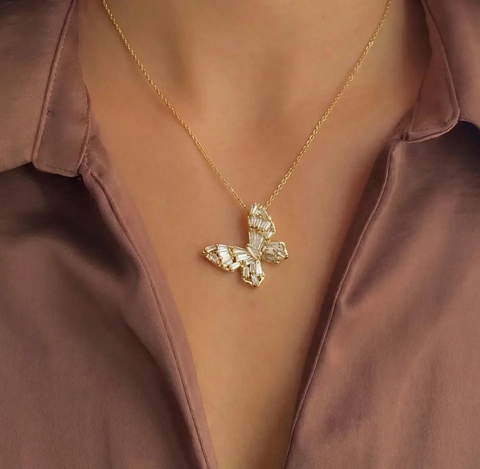Collar Mariposa 1